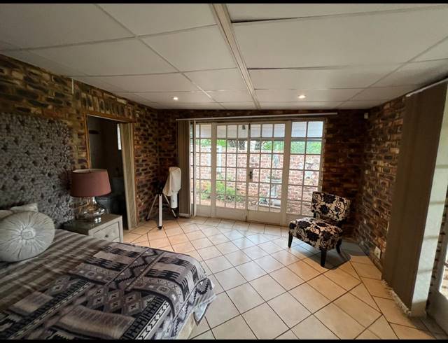 4 BEDROOM HOUSE FOR SALE IN VAAL MARINA